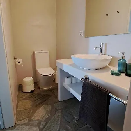 Spice Suites-rosemary Holiday home *